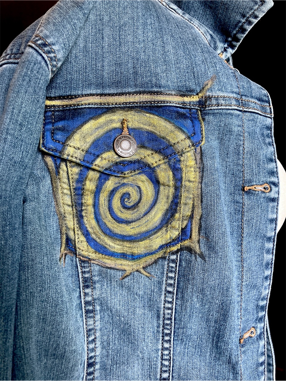 Hand-Painted Blue Third-Eye Goddess Denim Jacket size XL - Picture 8 of 8